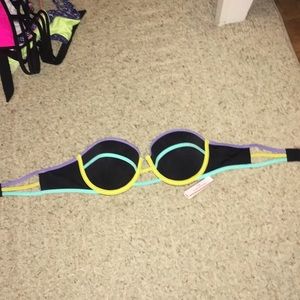 PINK BANDEAU BATHING SUIT TOP